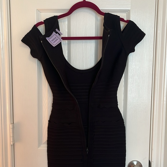 Herve Leger Lotus Cold Shoulder Scallop Hem Bandage Dress - Picture 11 of 14